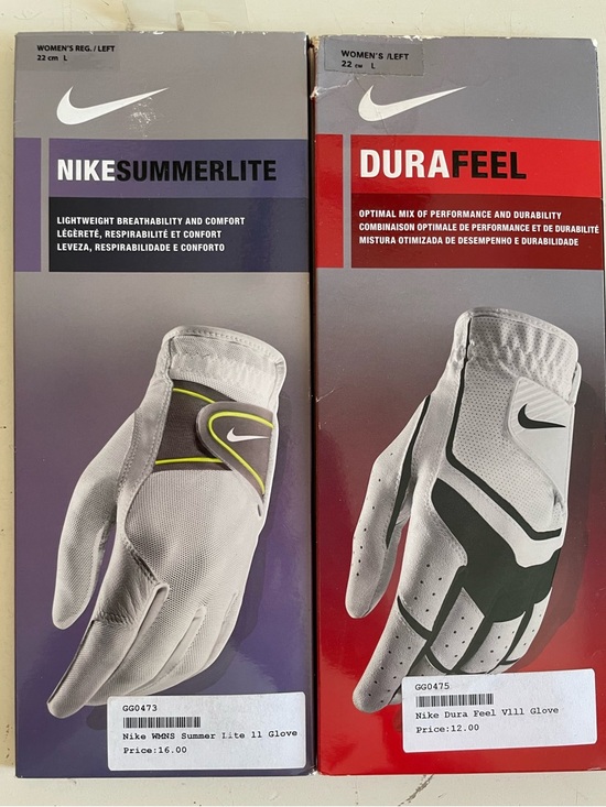 Nike Accessories - 2 Nike Women’s Left Size Large 22 cm. Summerlite and Durafeel Golf Gloves New